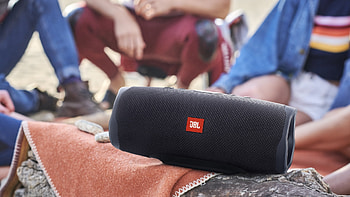 JBL Charge 4, JBL Charge 3, Worth buying, Comparison HD wallpaper