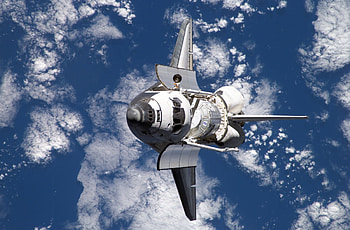 Airplane in the sky, Astronaut above clouds, Space discovery, International space station HD wallpaper