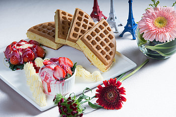 Food, Strawberry, Desert, Ice Cream, Gerberas HD wallpaper