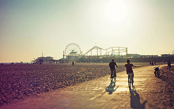 Attractions, Bicycles, Miscellanea, Miscellaneous, Couple, Pair, Entertainment, Skating, Rolling HD wallpaper