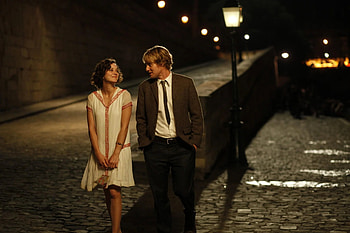 Midnight in Paris, Captivating scenes, Cultural references, Dreamlike ambiance HD wallpaper