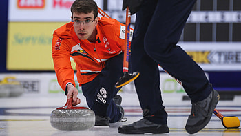 Curling intensity, Winning shot, Exciting victory, World championship HD wallpaper
