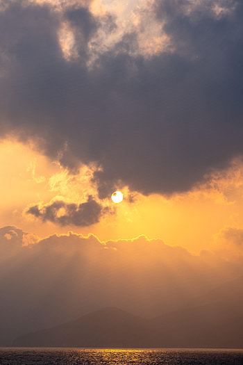 Nature, Mountains, Sea, Sun, Horizon, Fog HD phone wallpaper