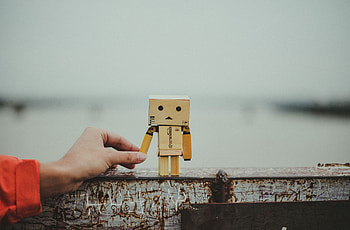 Friendship, Hand, Miscellanea, Miscellaneous, Danbo, Cardboard Robot HD wallpaper