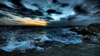 Amazing Ocean Sunset, sea, horizon, clouds, sky, nature, rocks, sunset, ocean HD wallpaper