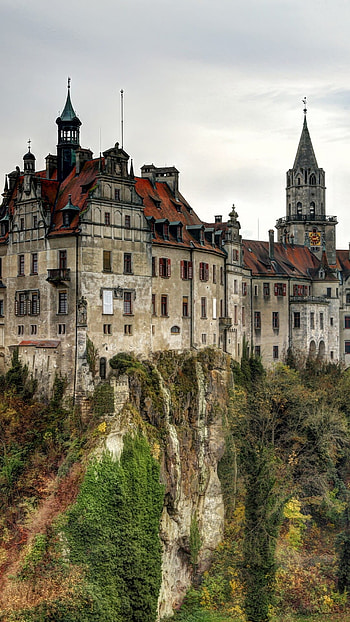 Sigmaringen Castle, Germany HD phone wallpaper