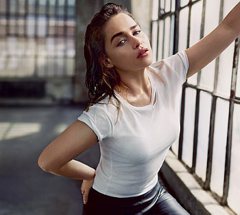 Emilia Clarke For Rolling Stone, emilia-clarke, celebrities, girls HD wallpaper