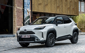 Toyota Yaris Cross Hybrid, street, crossovers, 2021 cars, UK-spec, 2021 Toyota Yaris Cross, japanese cars, Toyota HD wallpaper