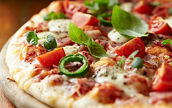 Pizza, Italian cuisine, Savory toppings, Comfort food HD wallpaper
