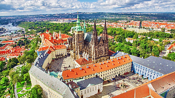 Prague Castle, walking tour, Yoorney by, Guided exploration HD wallpaper