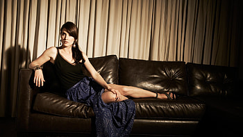 Cobie Smulders, Brunette model, Leather actress, Vancouver HD wallpaper
