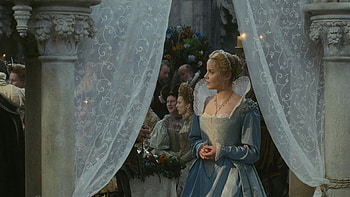 Elizabeth: The Golden Age, Royal fashion inspiration, Elizabethan outfits, Character portrayal HD wallpaper