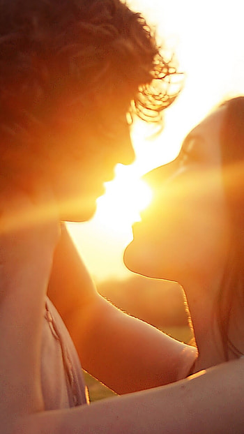 Sunshine kiss , Vibrant colors HD phone wallpaper