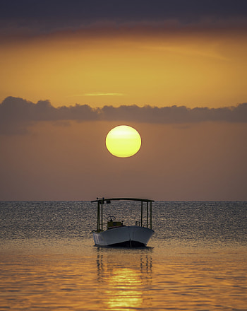 Nature, Sunset, Sun, Horizon, Boat HD phone wallpaper