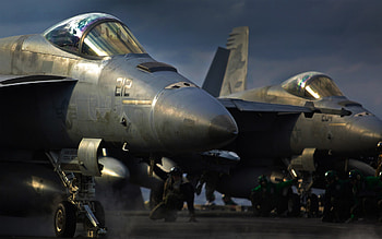 F18 HORNETS,Hooked up & Ready, jet, carrier, military, hornet, recon, fighter, f18, deck HD wallpaper