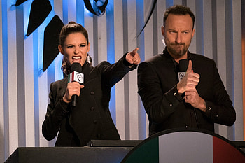 Ultimate Beastmaster, Netflix series, Action-packed, Must-watch HD wallpaper