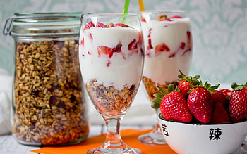 Food, Strawberry, Berries, Muesli, Yogurt, Yoghurt, Flakes HD wallpaper