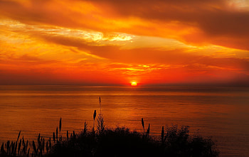 Fiery sea sunset, summer, sea, clouds, beautiful, sky, orange, sunset, fiery HD wallpaper