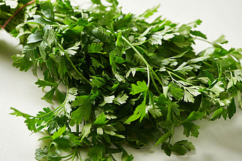 Cooking with parsley, Mom 100 recipes HD wallpaper