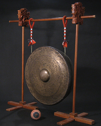 Semaphore crude oil, Gong music instrument, Arne necklet prefix, Acoustic communication HD phone wallpaper