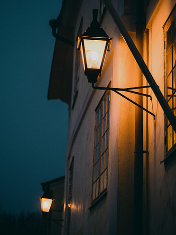 Building, Miscellanea, Miscellaneous, Lamp, Lantern, Evening, Glow HD phone wallpaper
