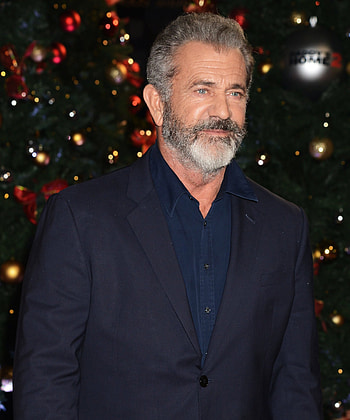 Mel Gibson controversy, Hollywood conversation, Public perception, Challenging ideas HD phone wallpaper