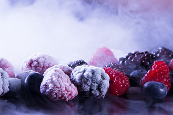 Food, Raspberry, Bilberries, Berries, Blackberry, Frozen, Steam HD wallpaper
