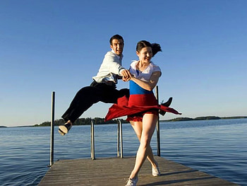 Dance on Beach, on beach, dance, couple, cool, beautiful HD wallpaper