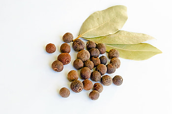 Jamaican kitchen ingredients, Caribbean spice, Culinary traditions, Flavorful dishes HD wallpaper