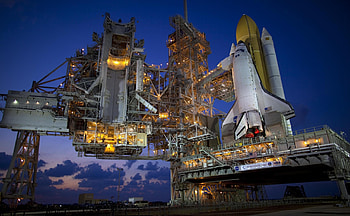 Universe, Shuttle, Rocket, Cosmodrome HD wallpaper