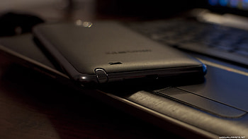 Ultra , Vibrant colors, Crisp details, Immersive visuals HD wallpaper