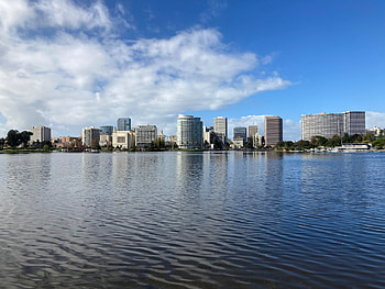 Oakland Skyline, 15 minute city, Lake Merritt, California HD wallpaper