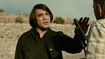 No Country For Old Men, Anton Chigurh's presence, Dark intensity, Unpredictable antagonist HD wallpaper
