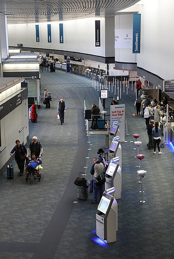 San Francisco Airport makeover, Terminal sneak preview, Coronavirus fears HD phone wallpaper