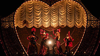 Moulin Rouge, Tony-winning musical, Innovative storytelling, The Great Gatsby vibes HD wallpaper