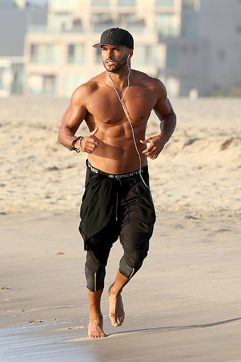Ricky Whittle, Movies, Handsome man, Beautiful HD phone wallpaper