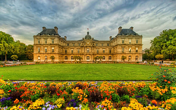 Beautiful architecture, Courtyard, sky, flowers, architecture HD wallpaper