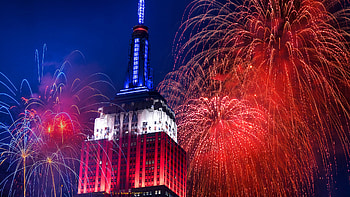 Empire State Building on the Fourth of July, New York City, 4th Of July, fireworks, man made, Empire State Building HD wallpaper