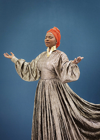 Angelique Kidjo (Music), Musical pioneers, Visionary artists, Change in music HD phone wallpaper