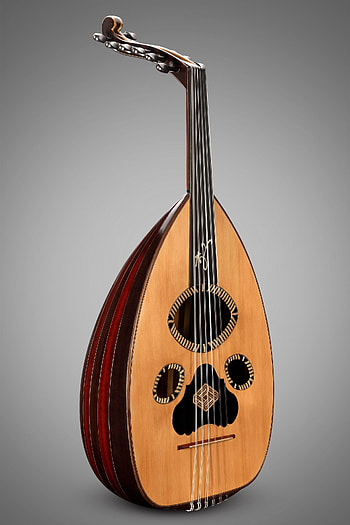 Lute music, Iraqi lute, Middle Eastern instrument, Cultural heritage HD phone wallpaper