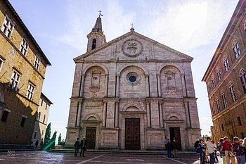 Pienza, Pearl of Tuscany, Val d'Orcia hills, Italian charm HD wallpaper
