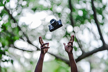 Glare, Miscellanea, Miscellaneous, Flight, Hands, Camera HD wallpaper