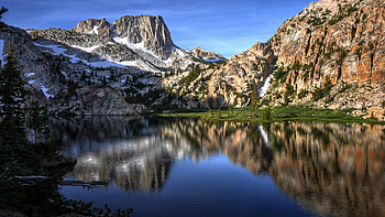 Crown Lake in the Hoover Wilderness Area, california, clouds, sky, mountains, usa HD wallpaper