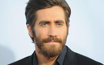 Jake Gyllenhaal HD wallpaper