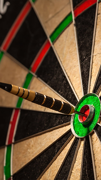Game darts HD phone wallpaper
