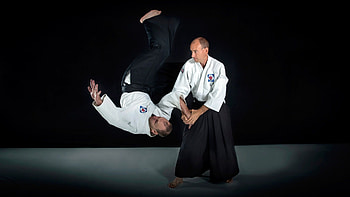 Breath throw, Aikido HD wallpaper