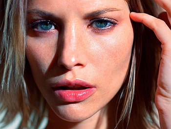 Sienna Guillory, sexy, english, blonde, face, actress HD wallpaper