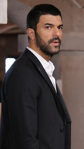Engin Akyurek, Engin Akyurek on Artofit, Turkish actors, Digital platform HD phone wallpaper