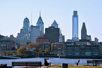 Philadelphia Skyline, Delaware River, Waterfront park HD wallpaper