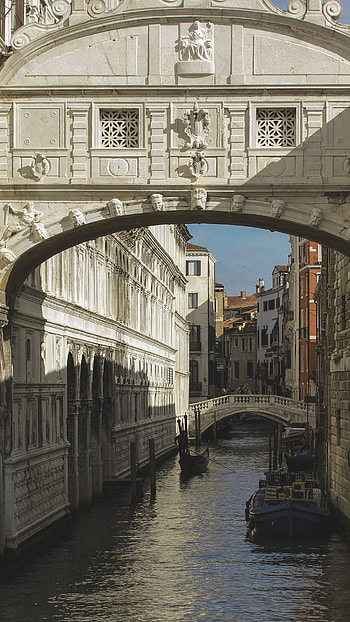 Bridge of Sighs, Dreamy Venice, Romantic gondolas, Charming canals HD phone wallpaper